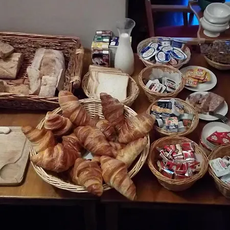 La Forge D'antan Pensión Campan